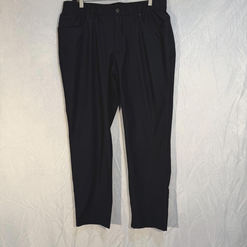 under armour golf pants Men's 36x30 Black Stretch Waist Quick Dry Straight Leg